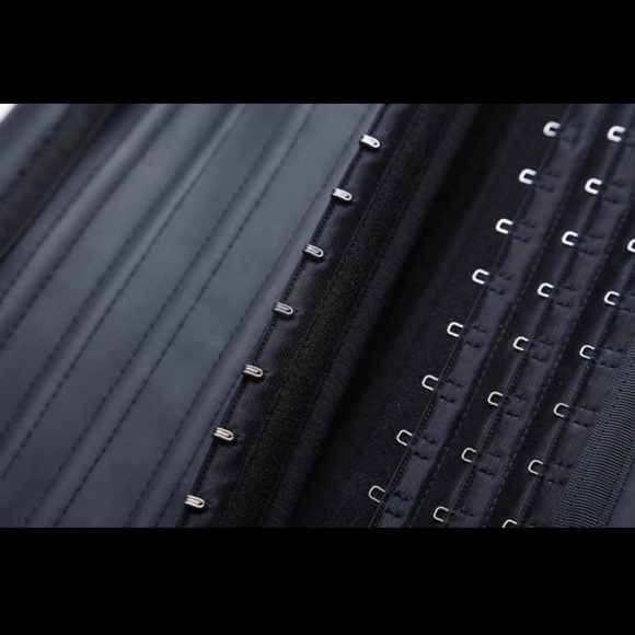 25 Steel Boned Latex Waist Trainer - Picture 6 of 6